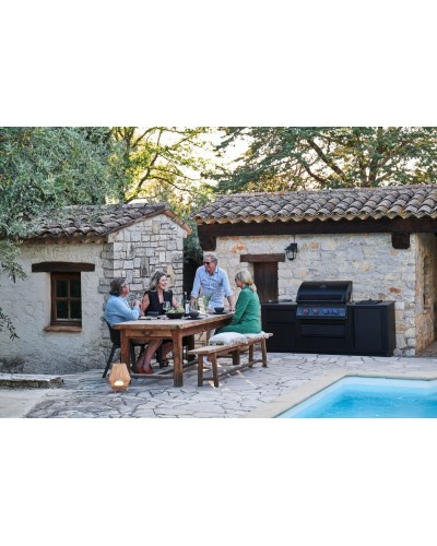 Cocina al aire libre OASIS™ 105, parrilla integrada de 32" (81,3 cm) de la serie 700