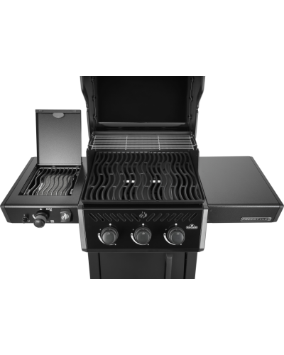 Barbacoa de gas Napoleon Freestyle™ PRO 365 negra con quemador lateral infrarrojo SIZZLE ZONE®
